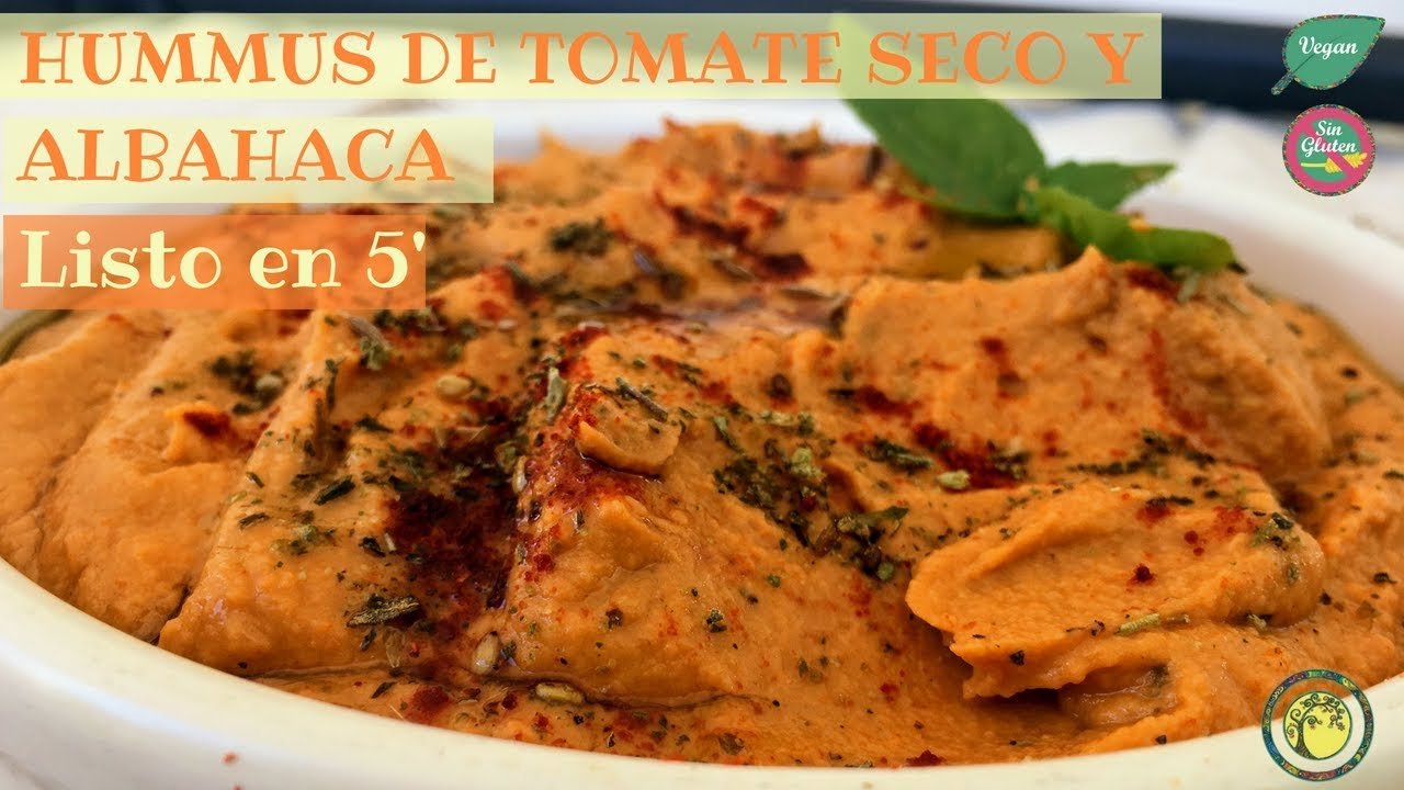 Receta de Hummus con tomates secos (y un toque de albahaca)