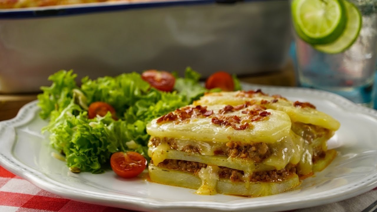 Receta de Lasaña de patatas y carne molida