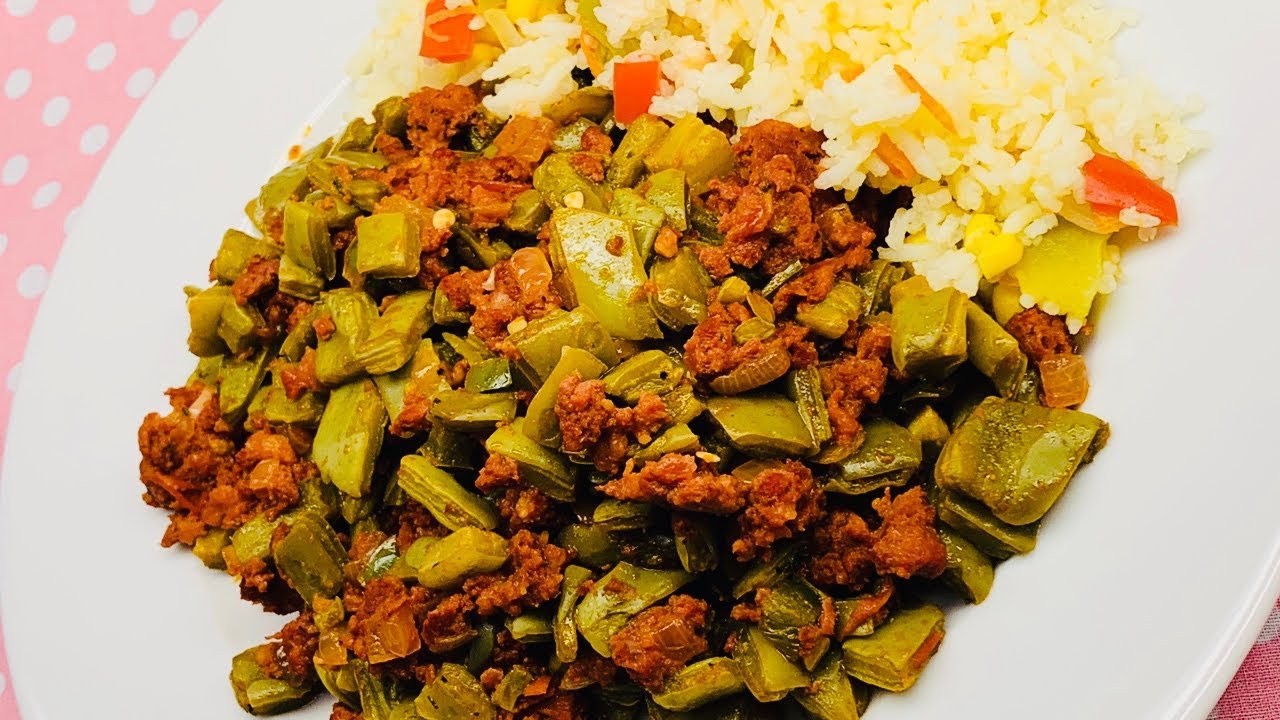 Receta de Nopales con chorizo