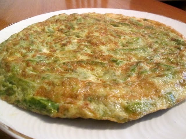 Receta de Omelette relleno de espárragos