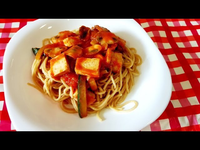 Receta de Pasta con tofu ahumado y champiñones
