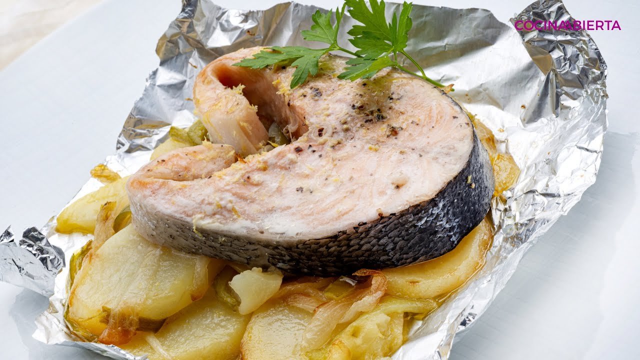 Receta de Salmón al papillote con patatas