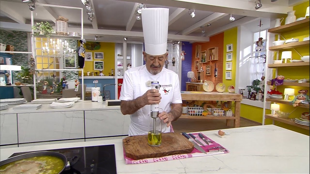 Receta de Sopa de ajo negro