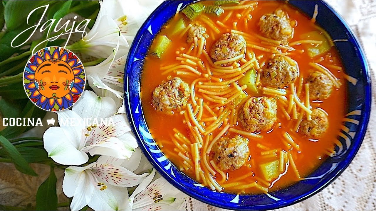 Receta de Sopa de albóndigas con fideos