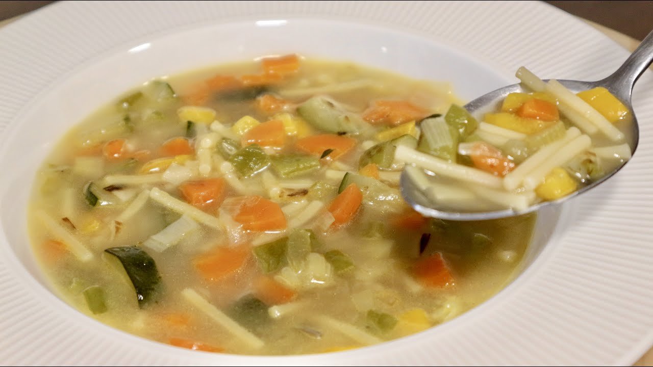 Receta de Sopa de verduras y fideos casera