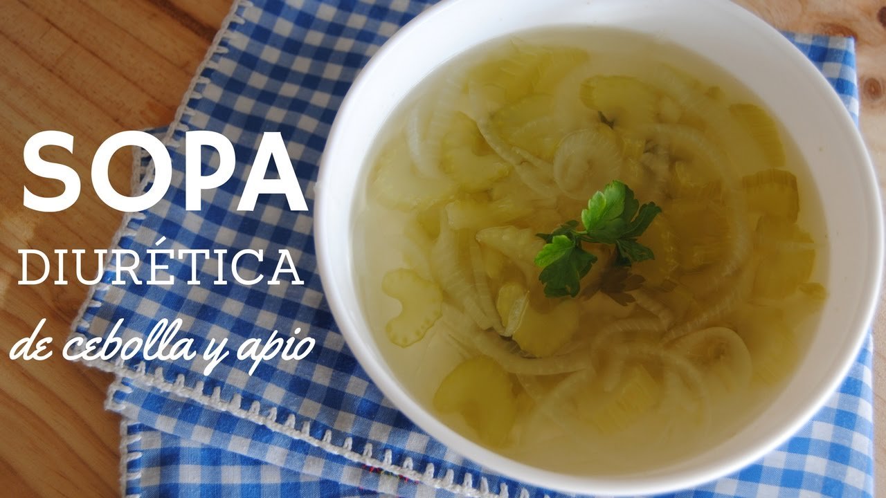 Receta de Sopa diurética de cebolla y apio
