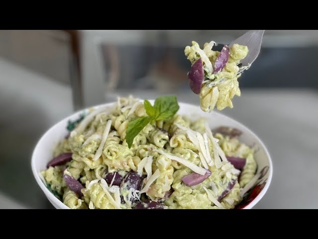 Receta de Tallarines con aguacate