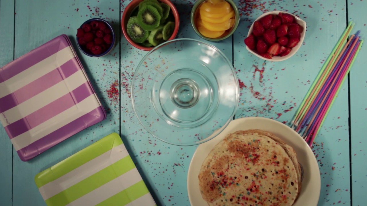 Receta de Torta de panqueques con crema chantilly