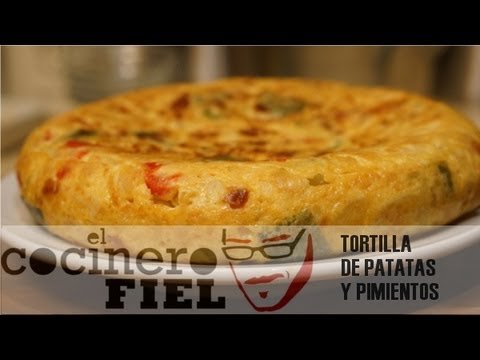 Receta de Tortilla de patatas con queso y pimientos