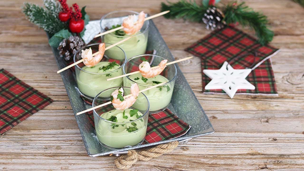 Receta de Vasitos de aguacate con langostinos