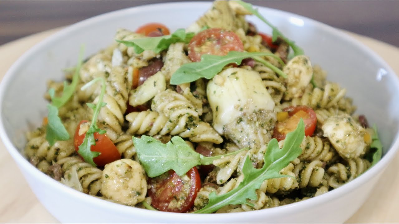 Ensalada de pasta con pesto