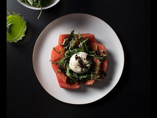 Ensalada de sandía con albahaca