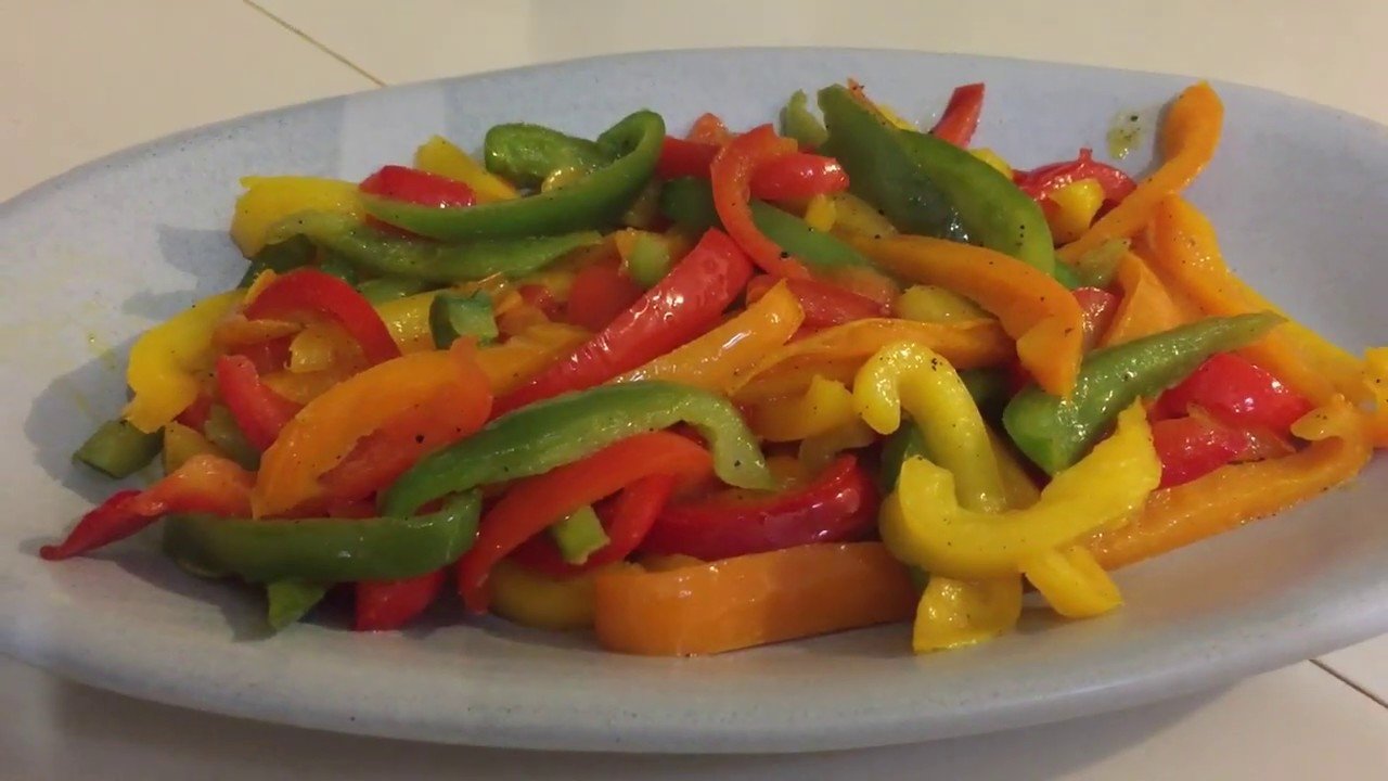 Pimientos salteados con tahini