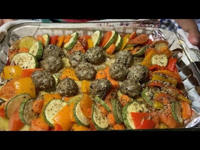 Receta de Albóndigas al horno con verduras