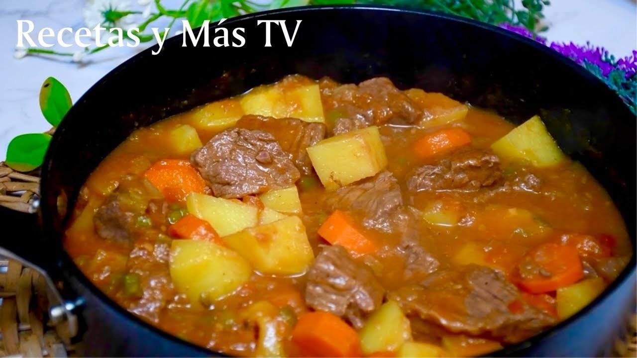 Receta de Carne de res entomatada con papas