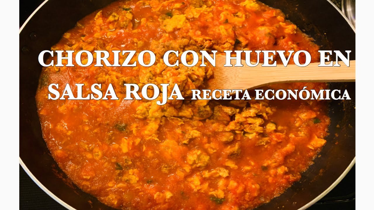 Receta de Chorizo con huevo en salsa roja
