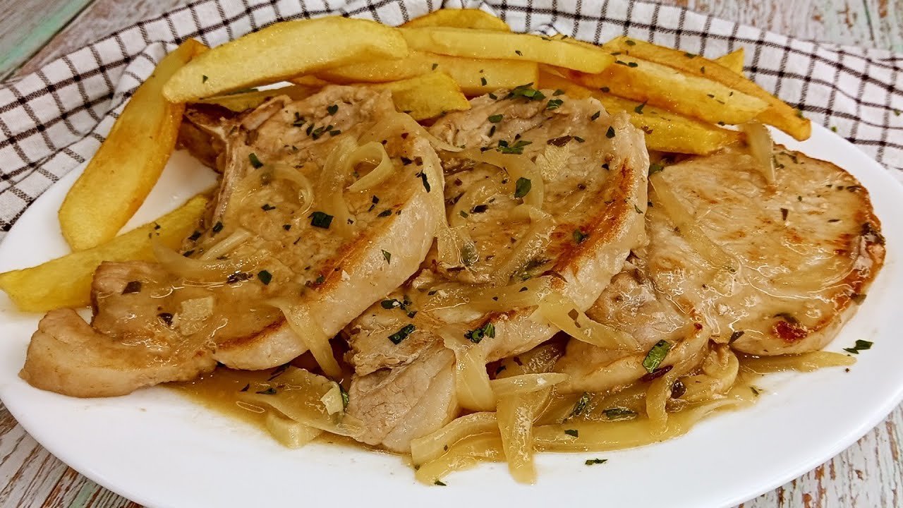 Receta de Chuletas de cerdo en salsa de cebolla