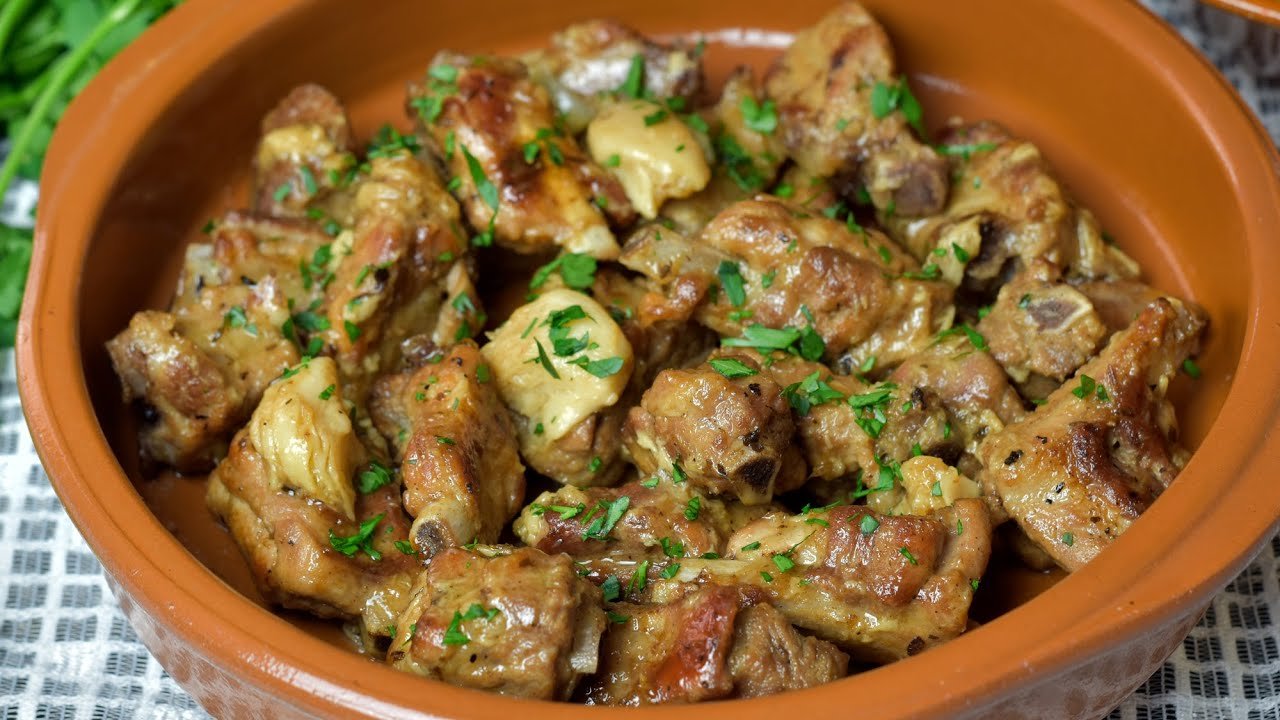 Receta de Costillas al ajillo en sartén