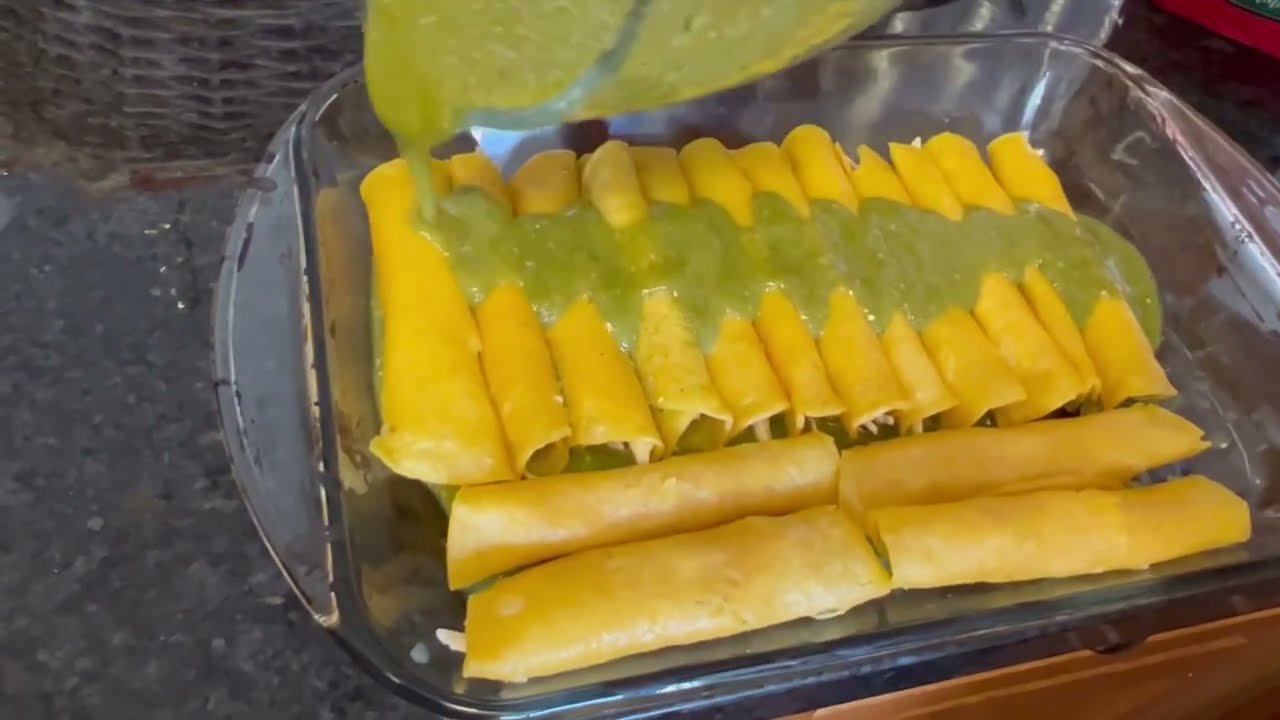 Receta de Enchiladas verdes de pollo al horno