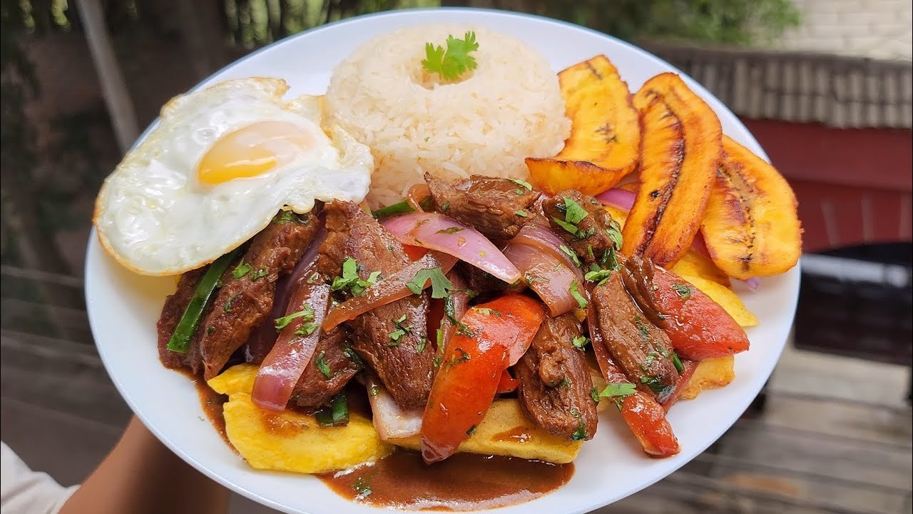 Receta de Lomo saltado a lo pobre