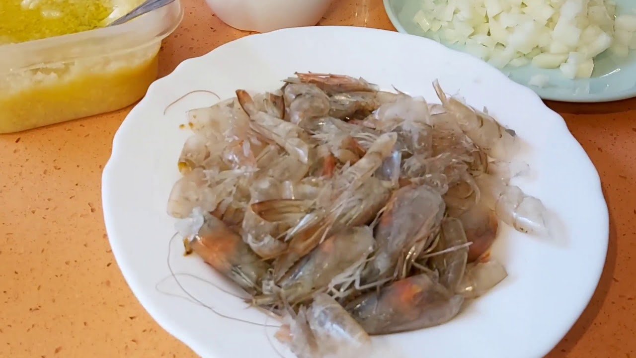 Receta de Manitas de cerdo rellenas de langostinos