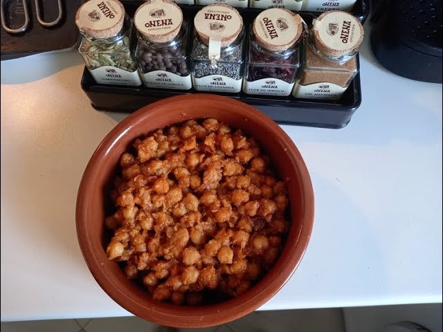 Receta de Morcilla patatera con garbanzos