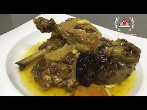 Receta de Pato asado con piñones y ciruelas