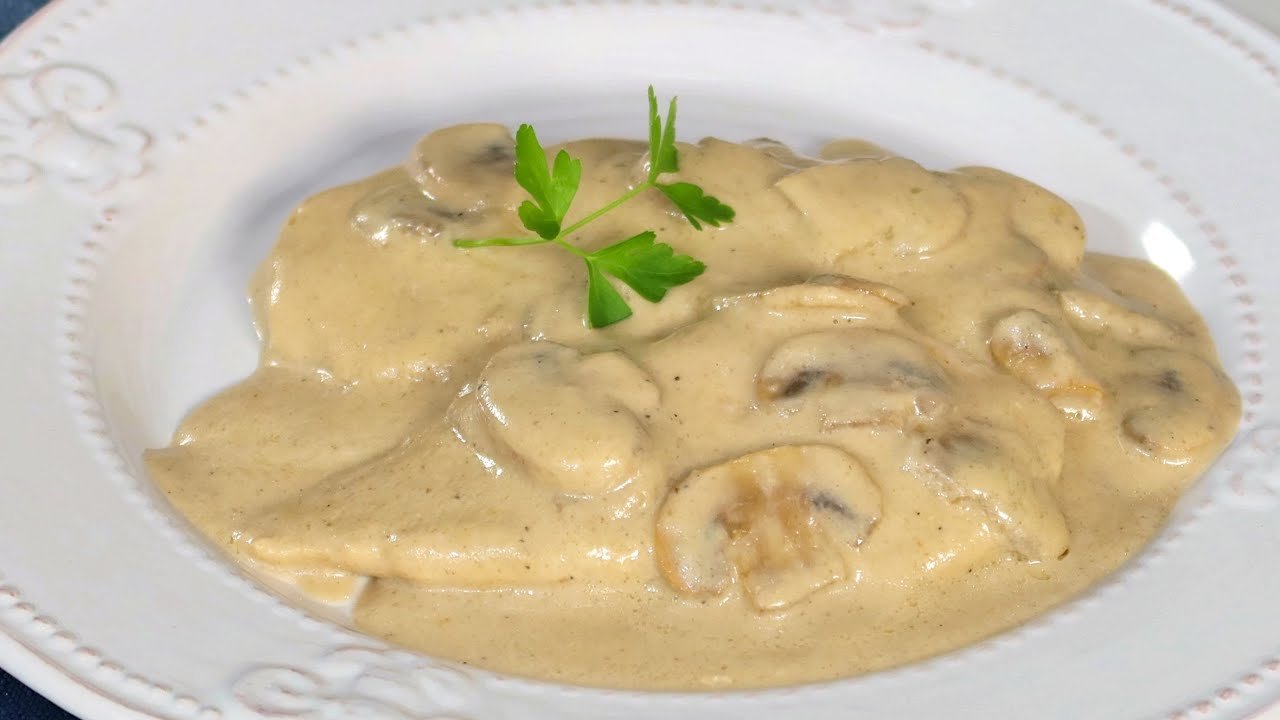 Receta de Pechugas en salsa de champiñones fácil