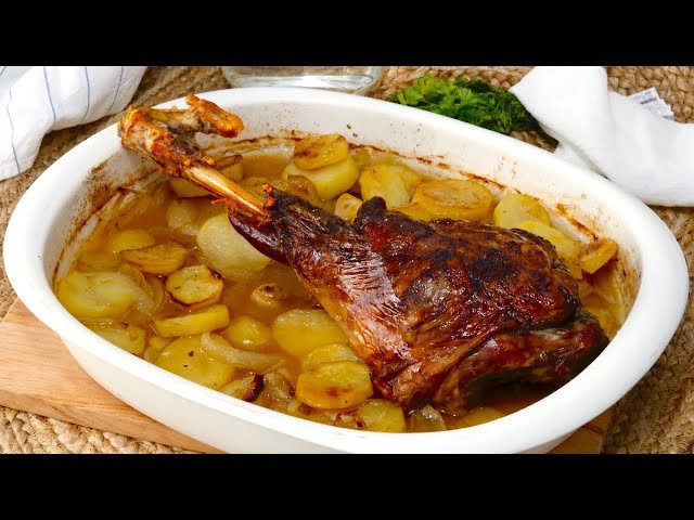 Receta de Pierna de cordero al horno con vino blanco