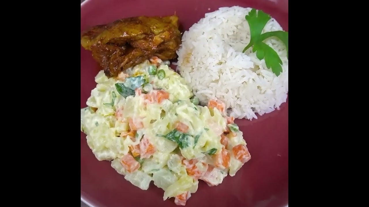 Receta de Pollo al horno con ensalada blanca