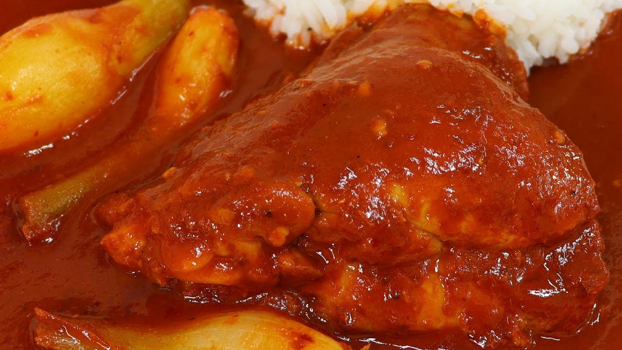 Receta de Pollo en salsa de chile cascabel
