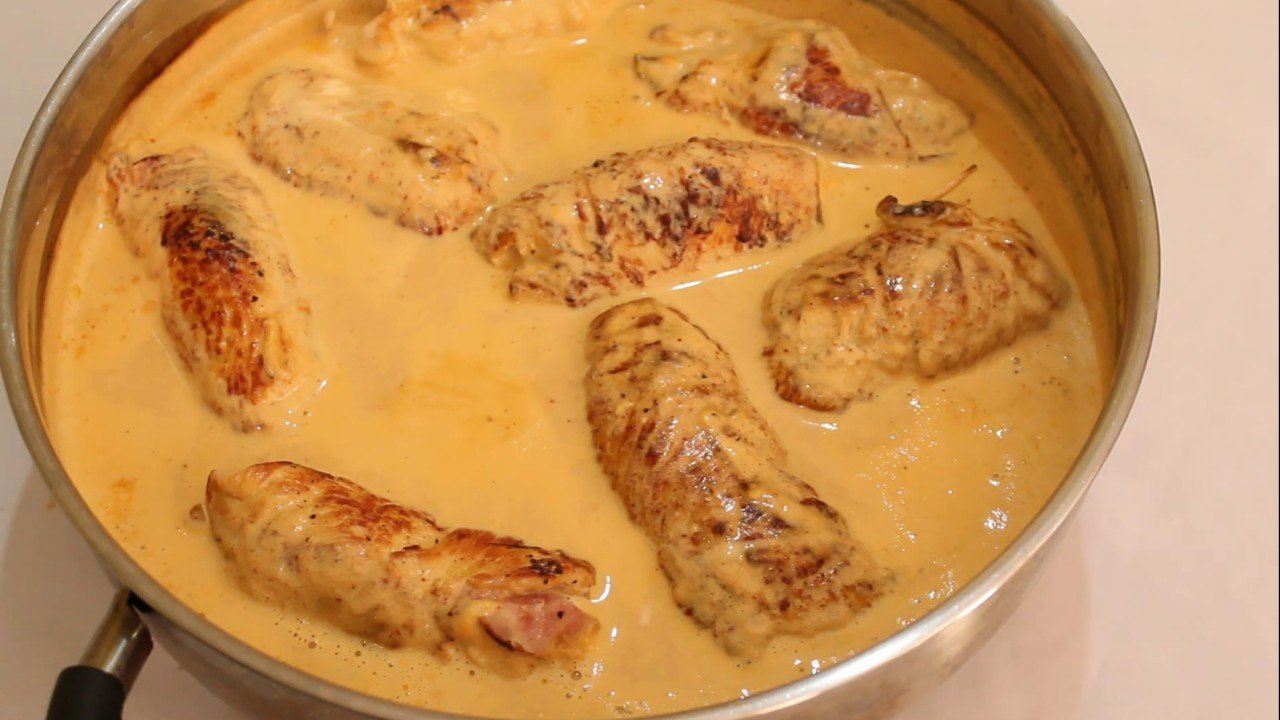 Receta de Rollitos de pollo en salsa chipotle