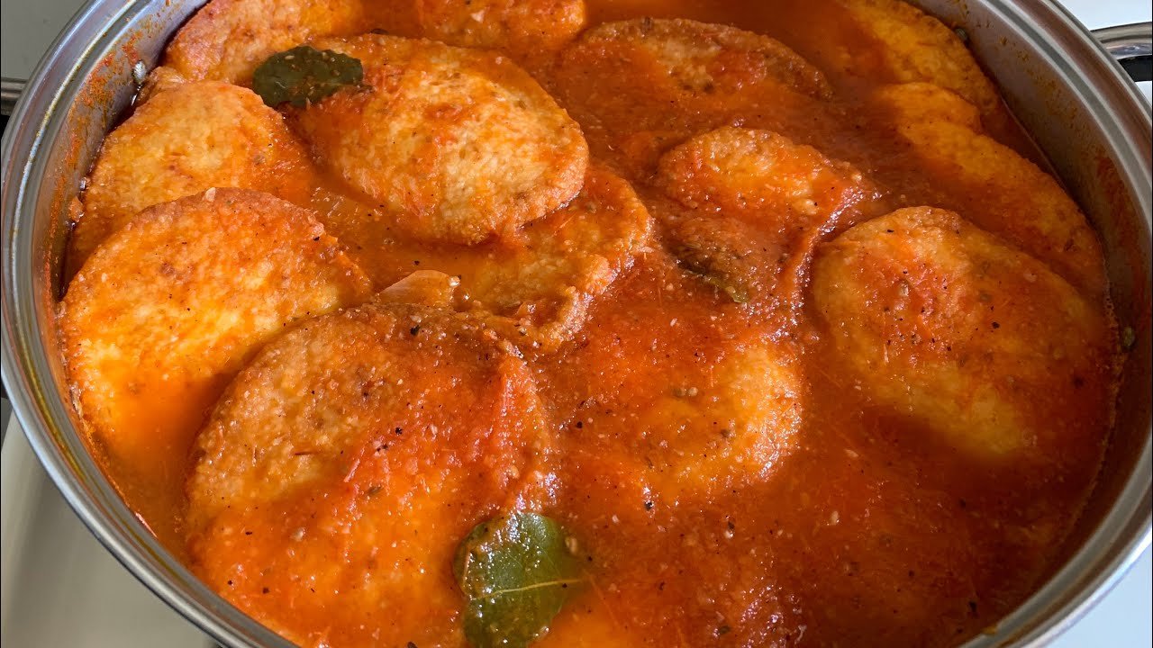 Receta de Tortas de arroz en caldillo de jitomate