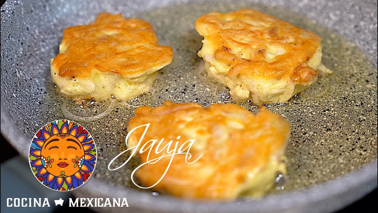 Receta de Tortitas de pollo en caldillo con papas cambray