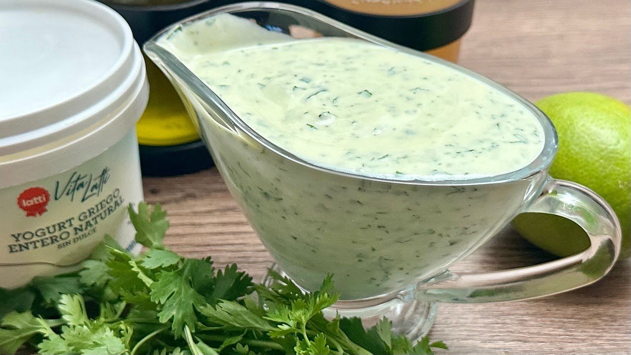 Salsa de yogur con cilantro